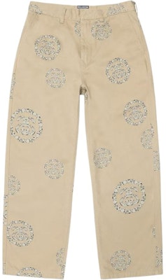 Stüssy Stussy x Denim Tears SS25 Unisex Vintage Straight Fit Khaki Jeans with Wreath Pattern 316091 Buy Stüssy Stussy x Denim Tears SS25 Unisex Vintage Straight Fit Khaki Jeans with Wreath Pattern 316091