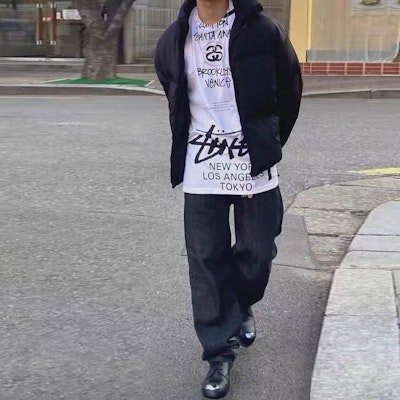 Stüssy x Takahiro Miyashita 40th Anniversary World Tour Kaos Unisex Putih 3903647 Shop Stüssy x Takahiro Miyashita 40th Anniversary World Tour Kaos Unisex Putih 3903647