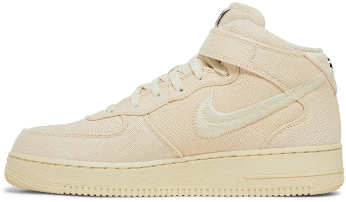 Stüssy x Nike Air Force 1 Mid 'Stüssy Fossil' Pria Original Terbaru 2023 DJ7841-200 Lookbook Stüssy x Nike Air Force 1 Mid 'Stüssy Fossil' Pria Original Terbaru 2023 DJ7841-200