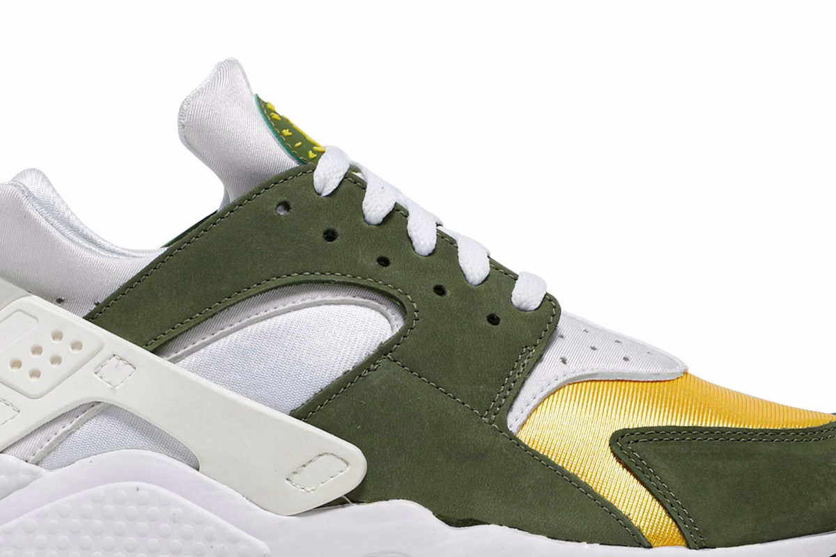 Stüssy x Nike Air Huarache LE 'Dark Olive' 2021