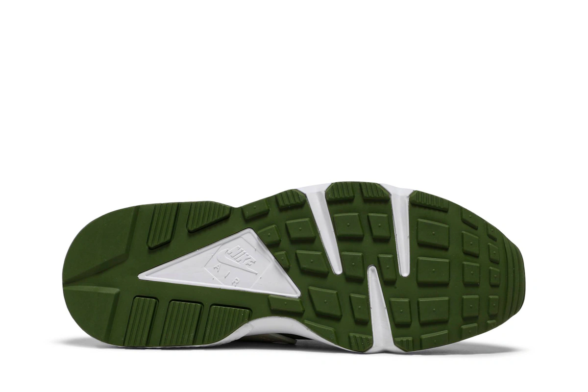 Stüssy x Nike Air Huarache LE 'Dark Olive' 2021