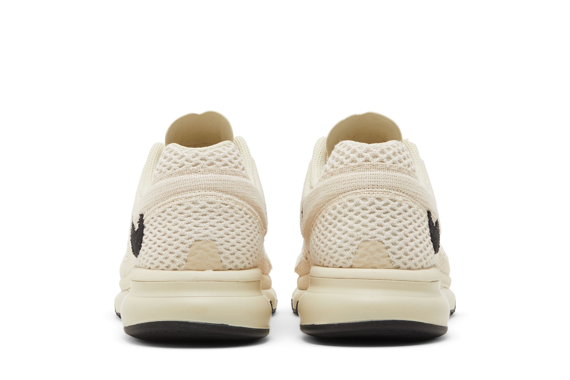 Sizing Stüssy x Nike Air Max 2013 ''Fossil'' Sneaker DM6447-200