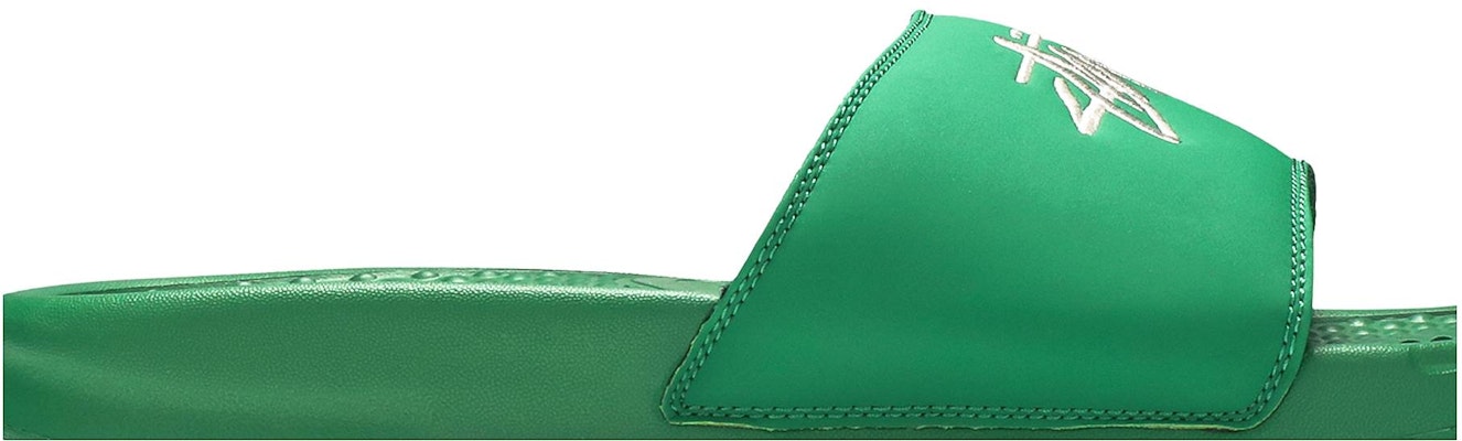 Stüssy x Nike Benassi 'Pine Green' Sandal Hijau Peju DC5239-300 Order Stüssy x Nike Benassi 'Pine Green' Sandal Hijau Peju DC5239-300