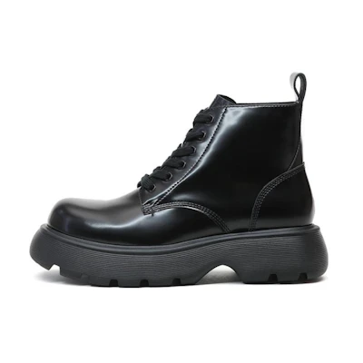 Staccato Leather Chelsea Boot 'British Black Round Toe'
