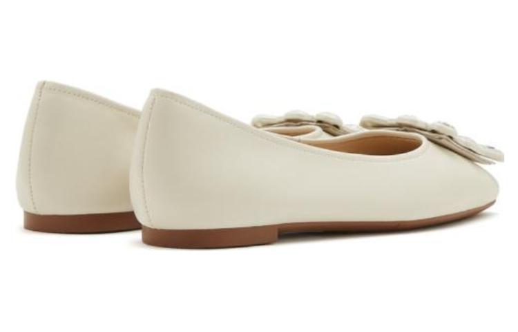 Lookbook Staccato Leather Commuter Square Toe Slip-On Flats 'Women's Edition' 9UR39AQ3