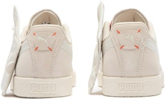 彪马 Staffnoly x 大富翁 x Clyde '米色' 393524-01 Shop 彪马 Staffnoly x 大富翁 x Clyde '米色' 393524-01