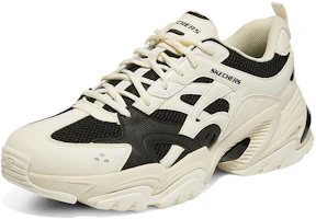 Lookbook STAMINA x Skechers 聯名款 機甲鞋二代 功能風 復古休閒慢跑鞋 米黑色