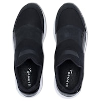 Stampd x PumaソックNM 黒白 361429-02 Lookbook Stampd x PumaソックNM 黒白 361429-02