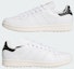 Sizing Stan Smith Golf Kulit Penuh Butir JH6154