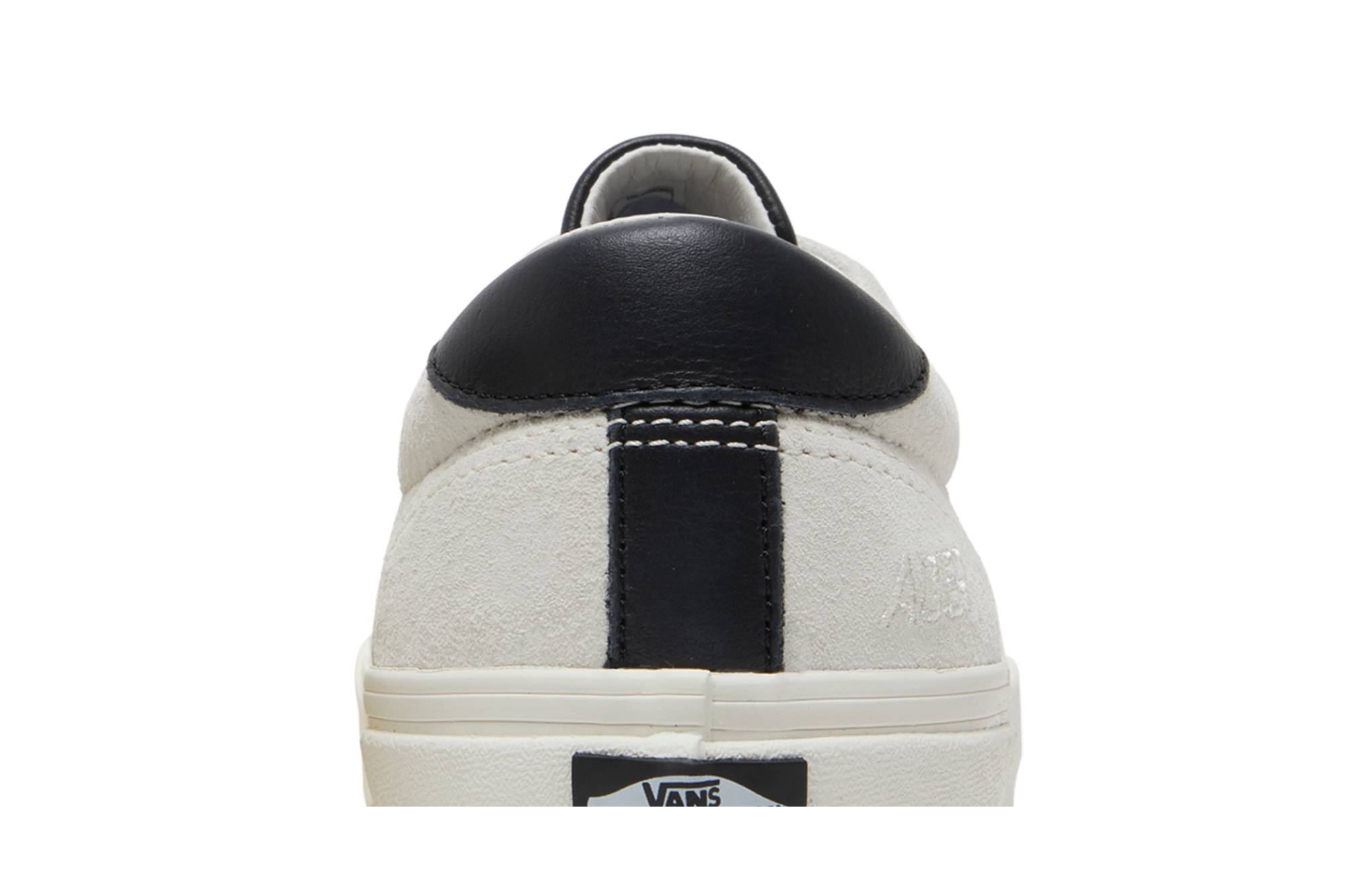 Sizing 스테이플 x 반스 에이서 Ni SP '마시멜로' VN0A4UWY17S VN0A4UWY17S