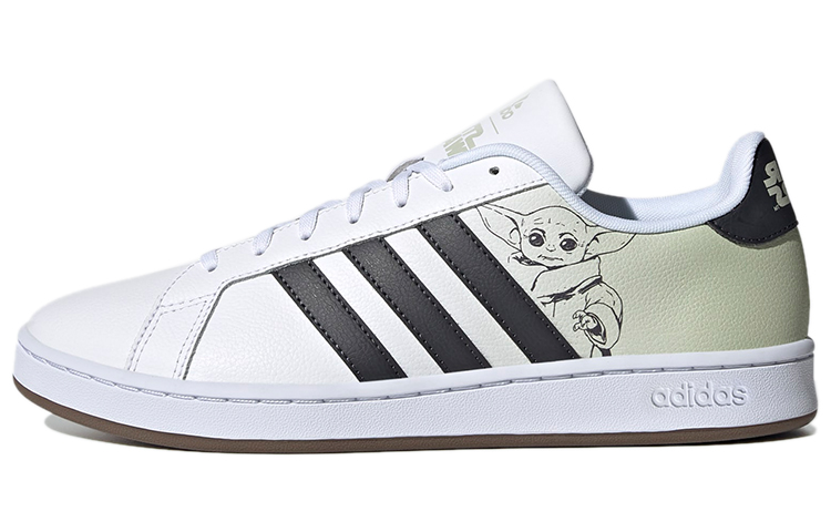 Buy スター・ウォーズ×adidas グランドコート "ベビーヨーダ" H02554
