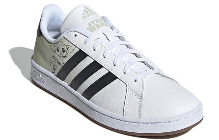 Lookbook スター・ウォーズ×adidas グランドコート "ベビーヨーダ" H02554