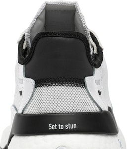 Star Wars x adidas Nite Jogger 'Storm Trooper' Sepatu Pria FW2287 Sizing Star Wars x adidas Nite Jogger 'Storm Trooper' Sepatu Pria FW2287