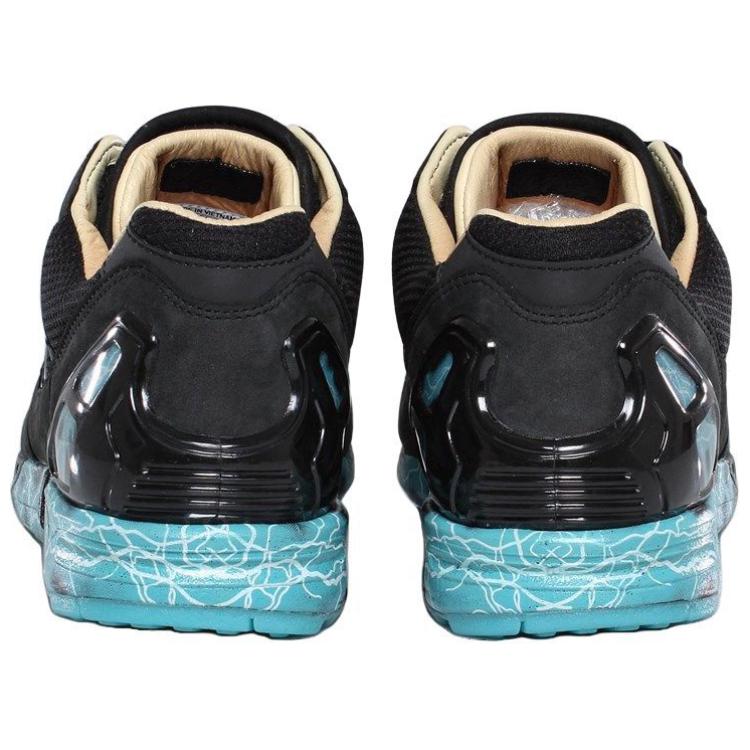 Lookbook スター・ウォーズ×adidas ZX 8000“皇帝” G44510