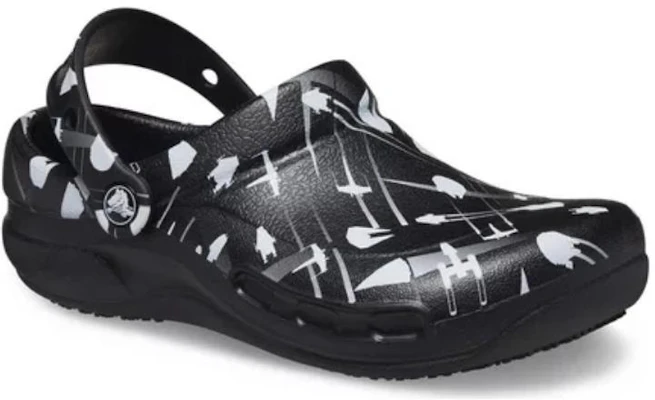 Star Wars x Crocs Bistro Clog 'Estampado de Cazas Estelares' 208841-001 Lookbook Star Wars x Crocs Bistro Clog 'Estampado de Cazas Estelares' 208841-001