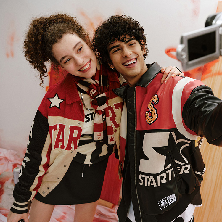 Sizing Chaqueta Unisex Negra STARTER Rabbit Series Colorblock Logo con Cuello. STI1C1004M-BK01