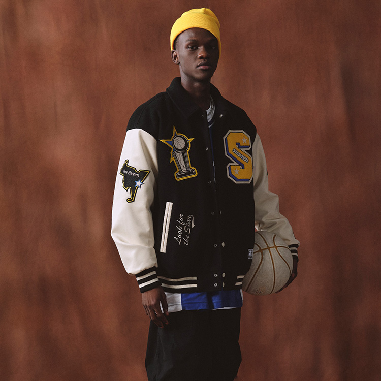 Shop STARTER Jaket Baseball Unisex Lengan Panjang dengan Kerah Kontras dan Kancing. STH4C2802M-BK01