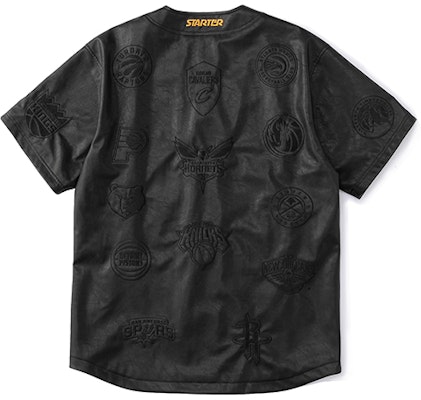 STARTER x NBA Vintage Kaos Baseball Oversized Unisex Hitam. STH3C8099M Lookbook STARTER x NBA Vintage Kaos Baseball Oversized Unisex Hitam. STH3C8099M