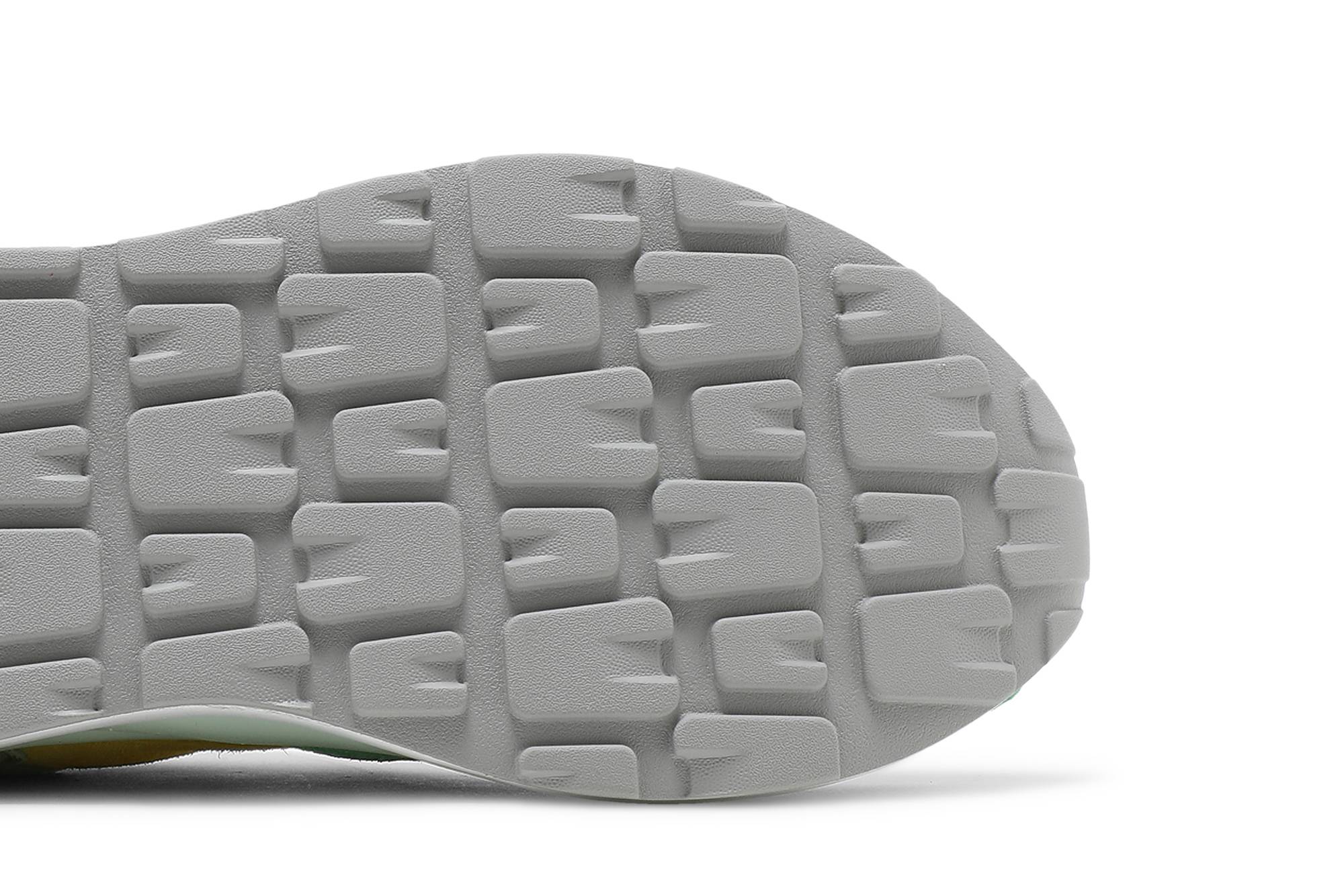 Purchase STAUD x New Balance 57/40 'Verde Agave' M5740SQ