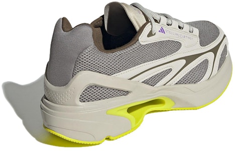 adidas 運動服飾 2000 防滑耐磨 低筒 休閒生活鞋 女款 灰色 Shop adidas 運動服飾 2000 防滑耐磨 低筒 休閒生活鞋 女款 灰色