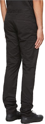 STONE ISLAND Seluar Cargo Hitam Kasual Straight-Fit dengan Patch Logo Mikro 751532110-V0029 Lookbook STONE ISLAND Seluar Cargo Hitam Kasual Straight-Fit dengan Patch Logo Mikro 751532110-V0029