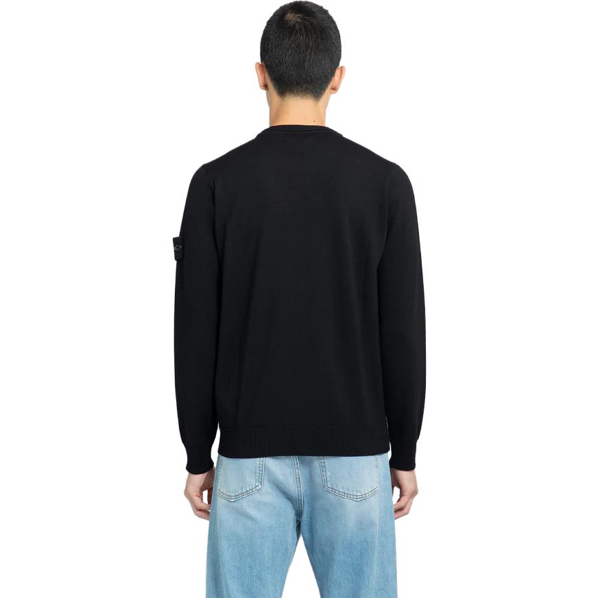 Shop Stone Island 黑色圓領徽章標誌純色長袖毛衣 7915510C4-A0029