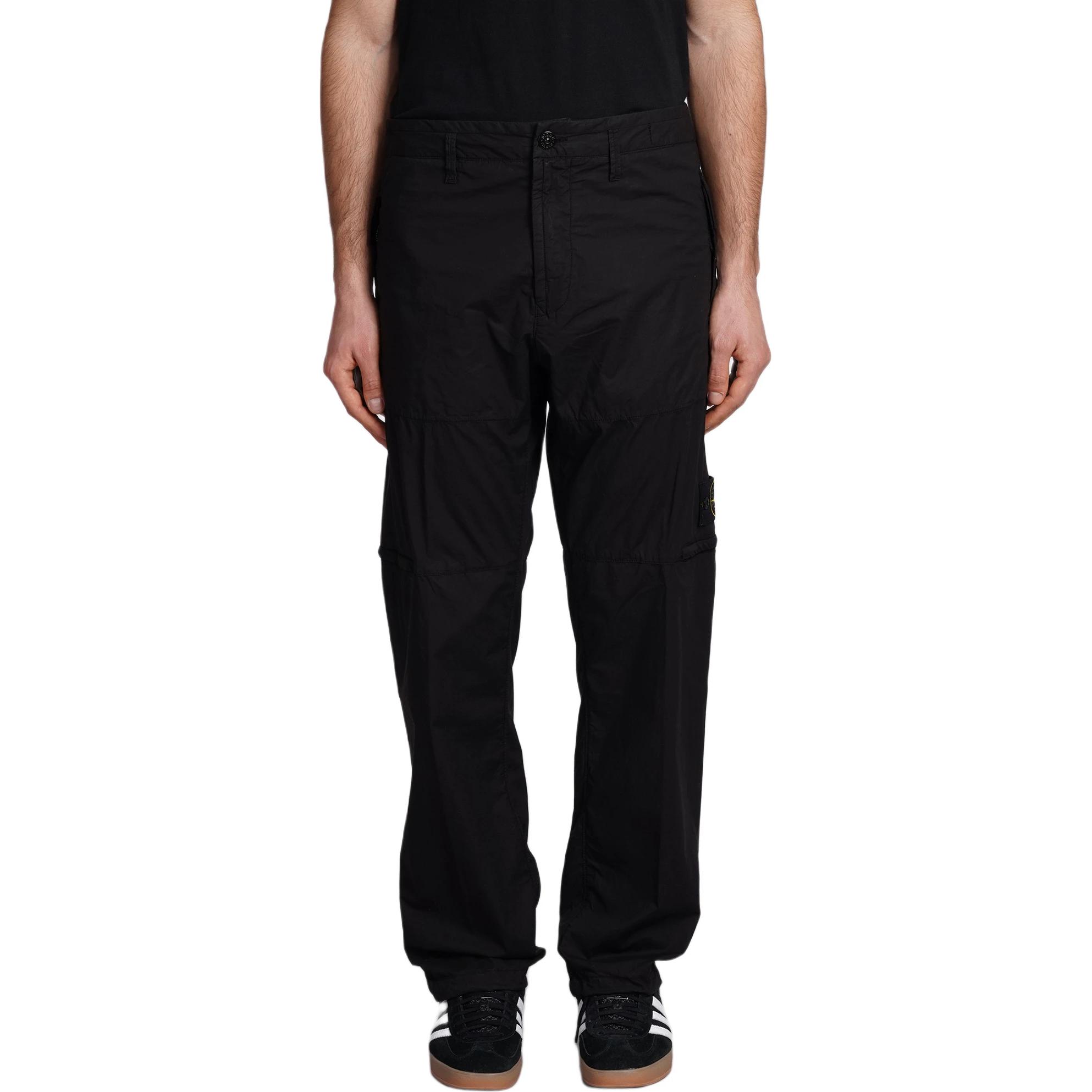 Stone Island  Black Mid-Rise Straight Zipper Casual Pants. 801532403-V0029