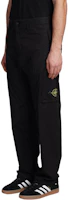 Shop Stone Island 黑色中腰直筒拉鍊休閒長褲. 801532403-V0029