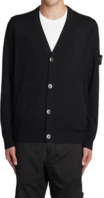 STONE ISLAND Kardigan Butang Leher-V Hitam Sweater 7915511C4-V0029 Lookbook STONE ISLAND Kardigan Butang Leher-V Hitam Sweater 7915511C4-V0029