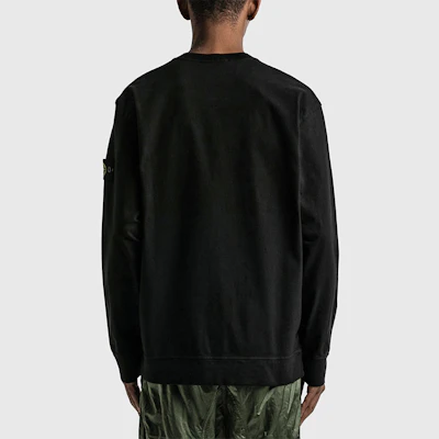 Stone Island Crewneck Sweatshirt Logo Patch - Warna Solid. 761563750-V0029 Details for Stone Island Crewneck Sweatshirt Logo Patch - Warna Solid. 761563750-V0029