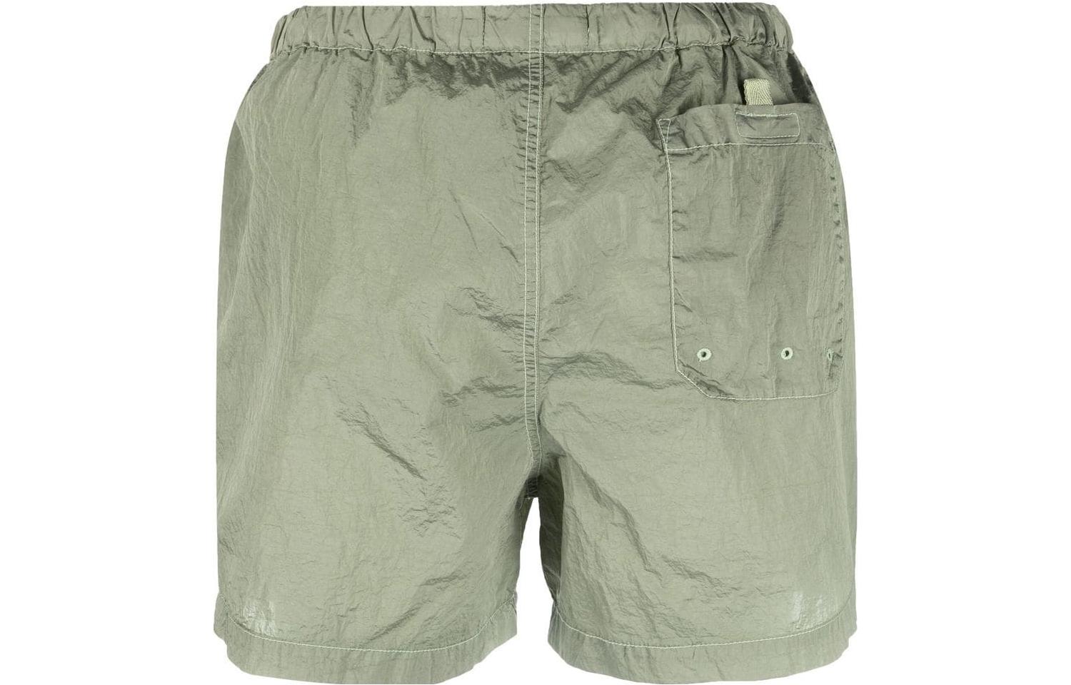 Lookbook STONE ISLAND 綠色休閒鬆緊腰短褲 1015B0643