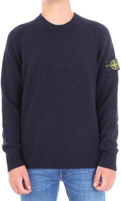 ストーンアイランド ネイビーブルー クルーネック プルオーバーニットセーター 7115552A3-V0020 Lookbook ストーンアイランド ネイビーブルー クルーネック プルオーバーニットセーター 7115552A3-V0020