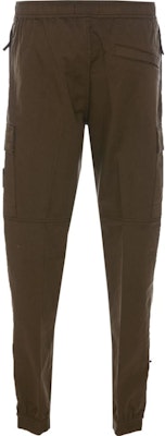 STONE ISLAND 橄欖綠鬆身窄腳彈性腰休閒長褲。 791531314-V0058 Lookbook STONE ISLAND 橄欖綠鬆身窄腳彈性腰休閒長褲。 791531314-V0058