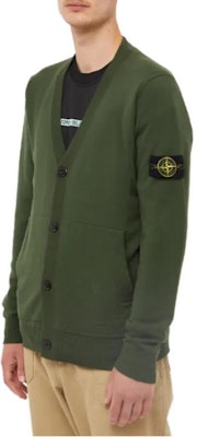 STONE ISLAND 橄欖綠V領針織開襟毛衣 7715511c4-v0058 Purchase STONE ISLAND 橄欖綠V領針織開襟毛衣 7715511c4-v0058