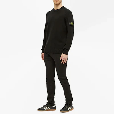 Stone Island Retro Wool Sweater Lengan Panjang Hitam. 7315552A3-V0029 Purchase Stone Island Retro Wool Sweater Lengan Panjang Hitam. 7315552A3-V0029