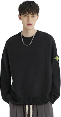Stone Island Retro Wool Sweater Lengan Panjang Hitam. 7315552A3-V0029 Details for Stone Island Retro Wool Sweater Lengan Panjang Hitam. 7315552A3-V0029