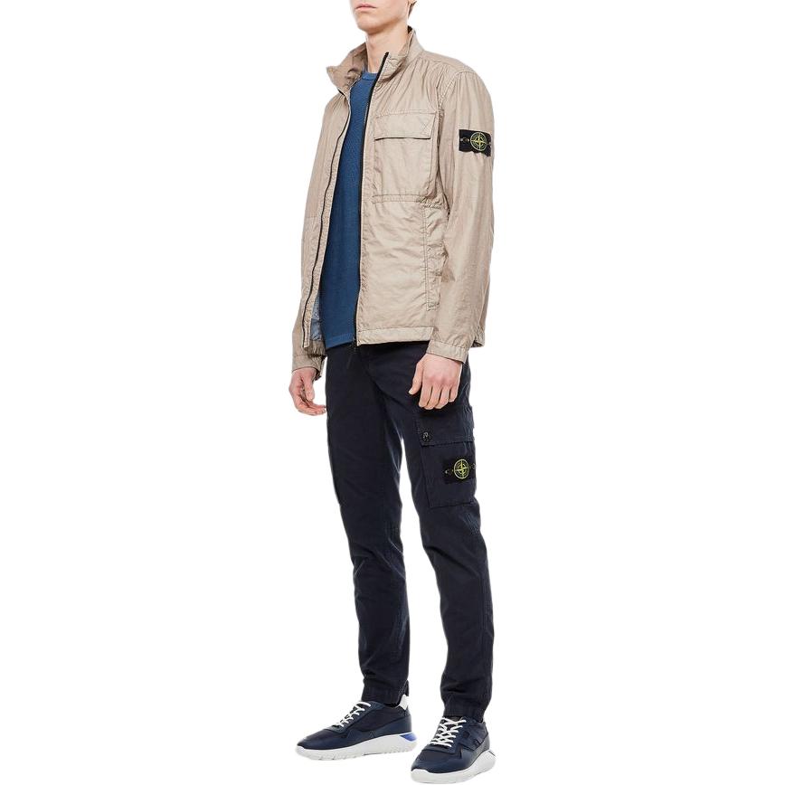Shop Stone Island Beige Logo Patch Jaket Zip Lengan Panjang Kasual Lelaki/Wanita 781540823-V0092