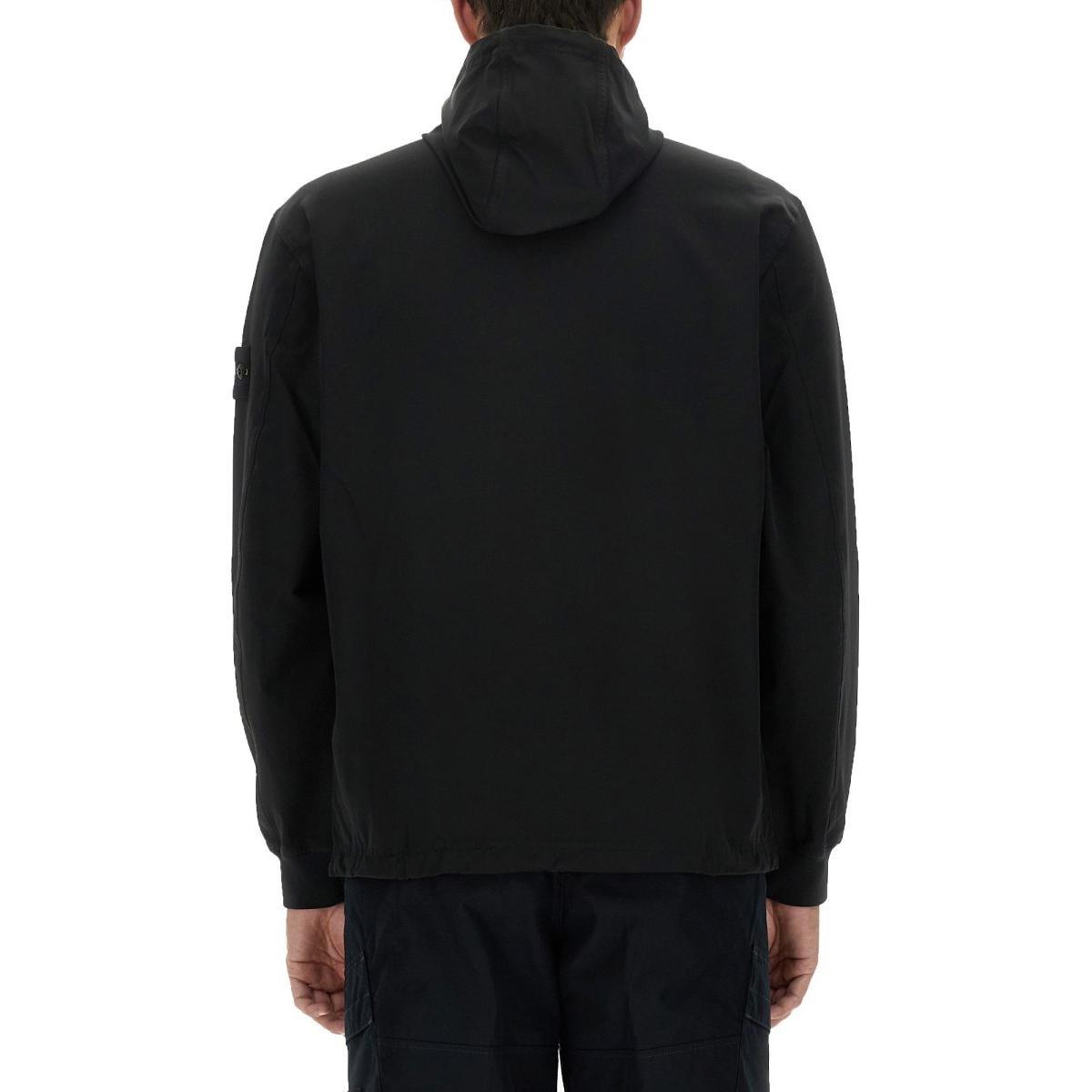 Purchase Chaqueta con capucha y cremallera Stone Island Badge Logo Negra para Hombre. 791566853-V0029