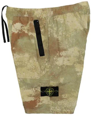 STONE ISLAND 迷彩綠色印花寬鬆休閒短褲 8015L20E1-V0091 Shop STONE ISLAND 迷彩綠色印花寬鬆休閒短褲 8015L20E1-V0091