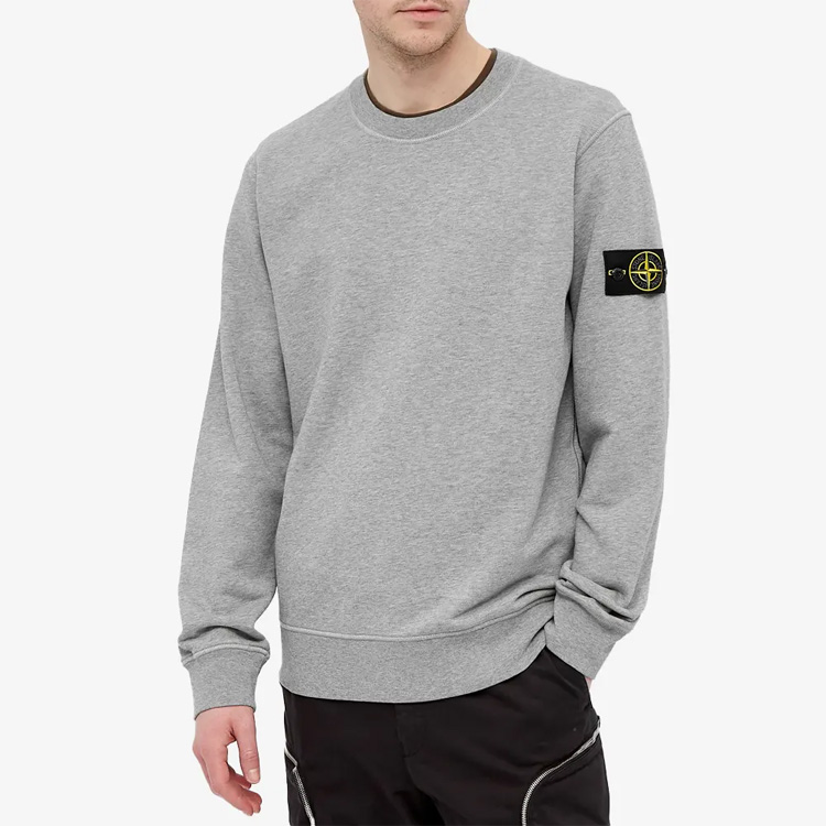 Lookbook Stone Island Classic Badge Crewneck Sweatshirt Unisex Kelabu Clay Musim Panas Nipis 741563051-V0M64