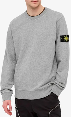 Stone Island Classic Badge Crewneck Sweatshirt Unisex Kelabu Clay Musim Panas Nipis 741563051-V0M64 Lookbook Stone Island Classic Badge Crewneck Sweatshirt Unisex Kelabu Clay Musim Panas Nipis 741563051-V0M64