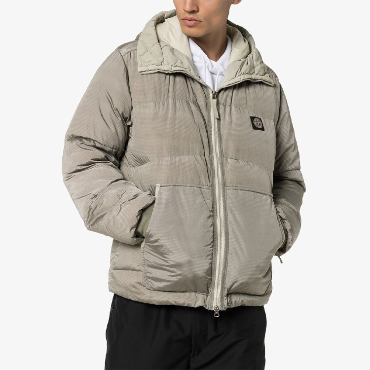 Stone Island Classic Nylon Logo Down Jacket Metallic Unisex Couples Style. 711540532-V0064 圖 4