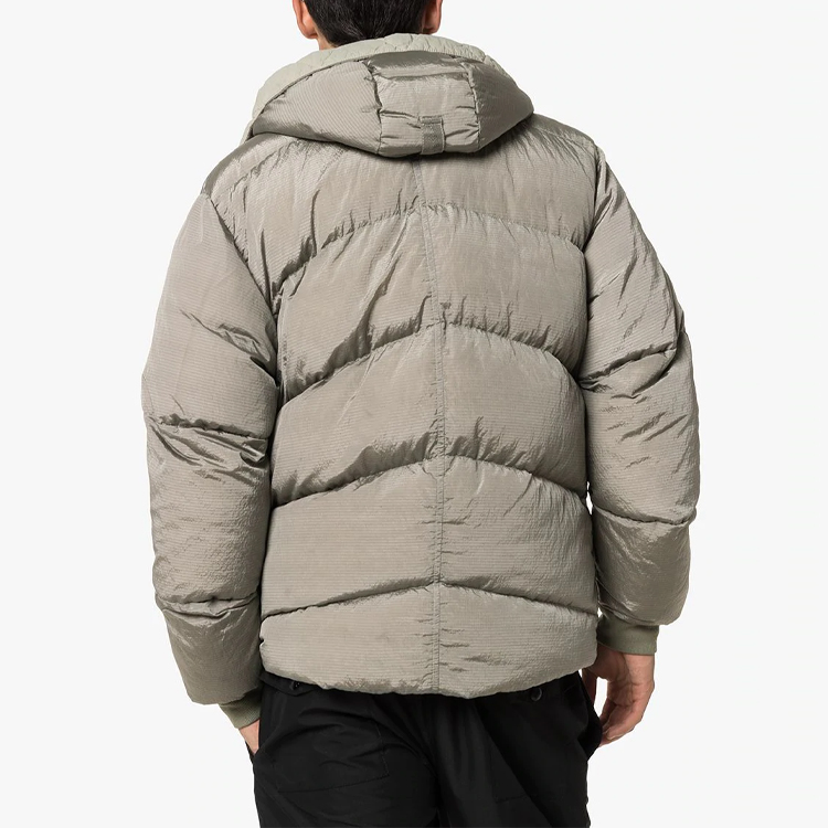 Stone Island Classic Nylon Logo Down Jacket Metallic Unisex Couples Style. 711540532-V0064 圖 5