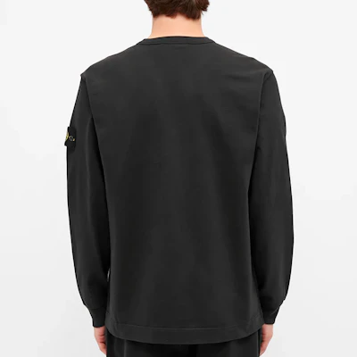 Stone Island 羅盤徽章黑色長袖圓領運動衫 731564450-V0029 Shop Stone Island 羅盤徽章黑色長袖圓領運動衫 731564450-V0029