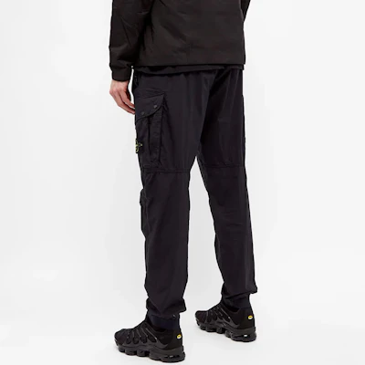 石頭島指南針徽標深藍工裝休閒長褲 741531303-V0020 Shop 石頭島指南針徽標深藍工裝休閒長褲 741531303-V0020