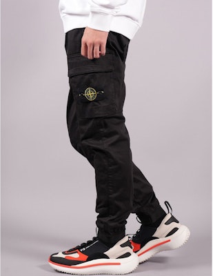 Pantalones Jogger de Punto Negro Stone Island FW21 con Detalles de Bolsillo. 751531314-V0029 Details for Pantalones Jogger de Punto Negro Stone Island FW21 con Detalles de Bolsillo. 751531314-V0029