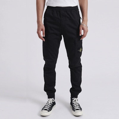 Pantalones Jogger de Punto Negro Stone Island FW21 con Detalles de Bolsillo. 751531314-V0029 Sizing Pantalones Jogger de Punto Negro Stone Island FW21 con Detalles de Bolsillo. 751531314-V0029