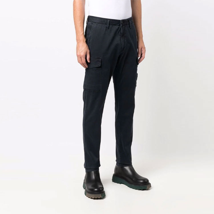 Shop 石頭島 FW21 徽章標誌海軍藍直筒舒適工裝長褲 男款 7515318L1-V0120