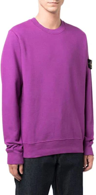 Stone Island FW21 Crewneck Ungu Pria - Desain Patch Warna Solid. 751563020-V0045 Purchase Stone Island FW21 Crewneck Ungu Pria - Desain Patch Warna Solid. 751563020-V0045
