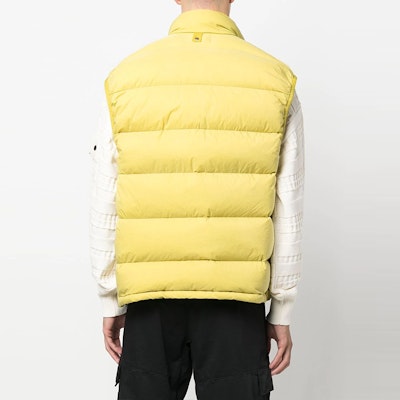 STONE ISLAND FW22 柠檬黄无袖纽扣马甲 7719G051D-V0030 Shop STONE ISLAND FW22 柠檬黄无袖纽扣马甲 7719G051D-V0030